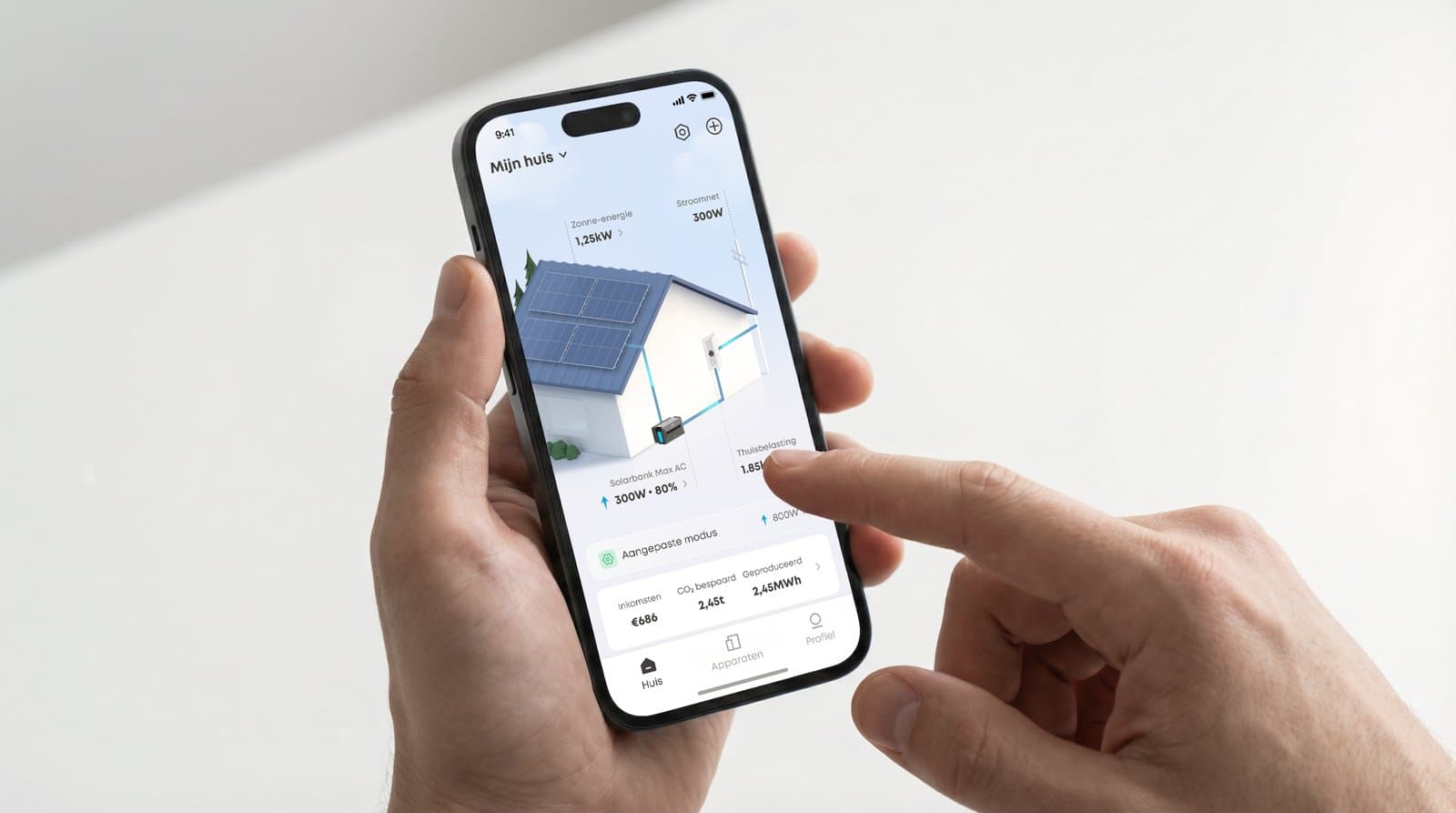 De Anker-app op een telefoon toont opwek, verbruik en lading