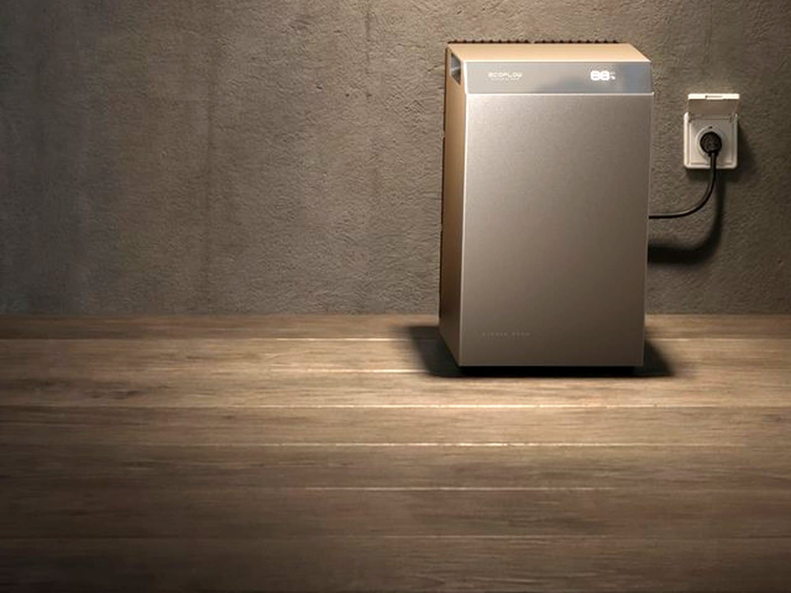De EcoFlow Stream AC 5000 aan het stopcontact onder de meterkast